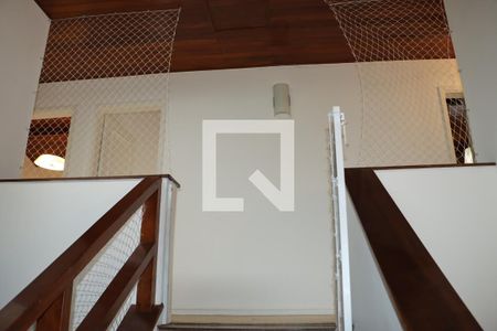 Corredor de casa de condomínio para alugar com 4 quartos, 290m² em Granja Viana Ii, Cotia