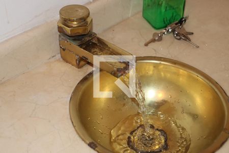 Lavabo de casa de condomínio para alugar com 4 quartos, 290m² em Granja Viana Ii, Cotia