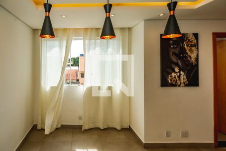 Sala/Cozinha de apartamento para alugar com 2 quartos, 70m² em Mantiqueira, Belo Horizonte