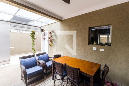 Vista da Sala de casa de condomínio à venda com 3 quartos, 224m² em Parque Sinai, Santana de Parnaíba