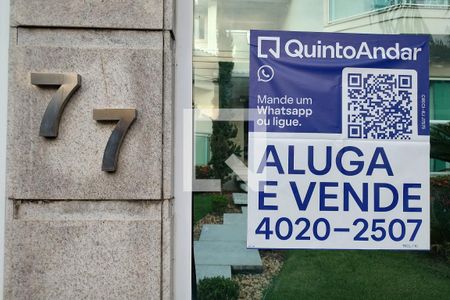 Placa de casa de condomínio à venda com 4 quartos, 485m² em Taquara, Rio de Janeiro