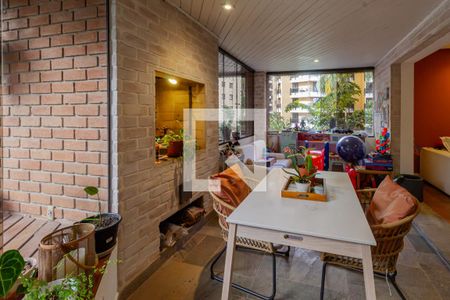 Sala de apartamento à venda com 4 quartos, 212m² em Jardim Ampliacao, São Paulo