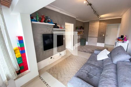 Sala de apartamento à venda com 2 quartos, 69m² em Vila Madalena, São Paulo