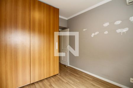 Quarto 1 de apartamento à venda com 4 quartos, 230m² em Alto de Pinheiros, São Paulo