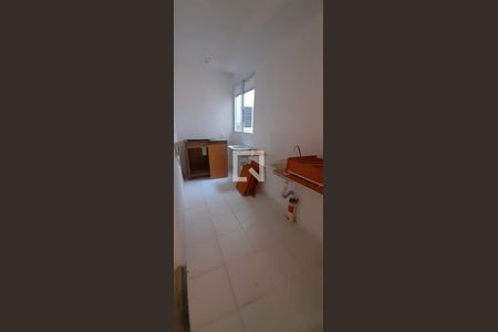 Cozinha e Área de Serviço de apartamento à venda com 2 quartos, 42m² em Rubem Berta, Porto Alegre