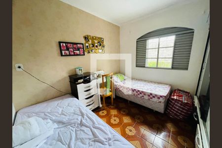 Quarto 2 de casa à venda com 6 quartos, 300m² em Jardim Sao Francisco, Guarulhos
