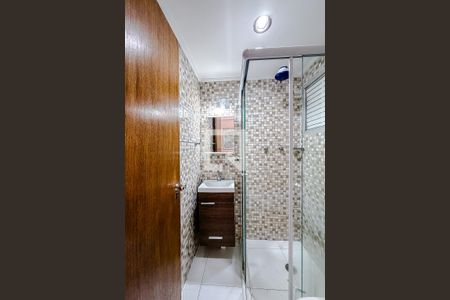 Banheiro da Suíte de apartamento para alugar com 2 quartos, 66m² em Vila Monumento, São Paulo