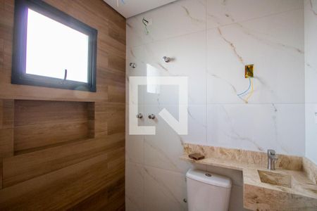 Banheiro da Suíte de casa à venda com 2 quartos, 93m² em Vila Linda, Santo André