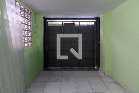 Garagem de casa à venda com 2 quartos, 80m² em Jardim Anhanguera, São Paulo