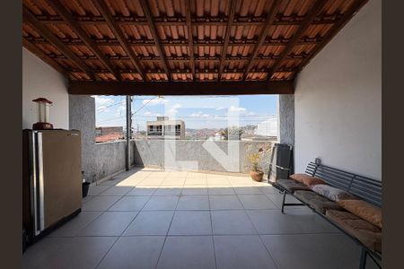 Varanda de casa à venda com 2 quartos, 112m² em Vila Junqueira, Santo André