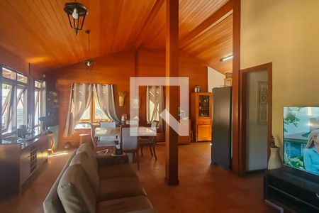 Sala de casa à venda com 4 quartos, 287m² em Garças, Belo Horizonte