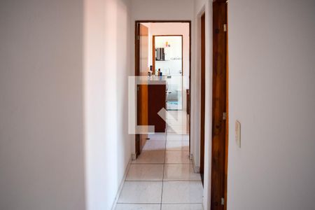 Corredor de casa à venda com 3 quartos, 170m² em Penha de França, São Paulo