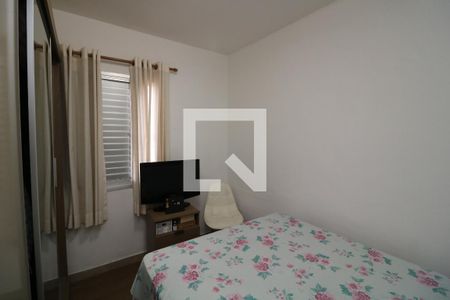 Quarto 2 de apartamento para alugar com 2 quartos, 50m² em Vila Alpina, São Paulo