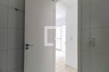 Banheiro de apartamento à venda com 3 quartos, 74m² em Vila Macedópolis, São Paulo