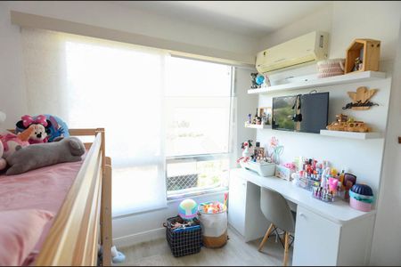 Quarto de apartamento à venda com 3 quartos, 105m² em Grajaú, Rio de Janeiro