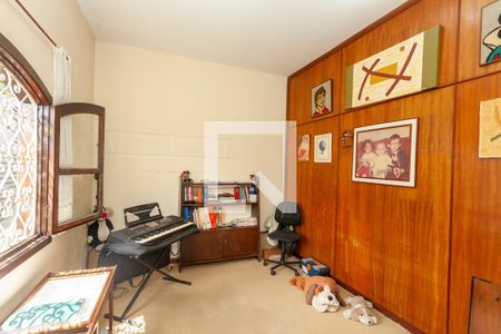 Quarto  de casa à venda com 3 quartos, 190m² em Vila Campo Grande, São Paulo