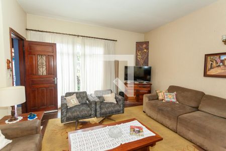 Sala de casa à venda com 3 quartos, 190m² em Vila Campo Grande, São Paulo