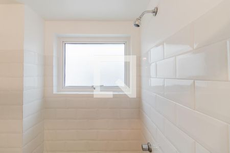 Banheiro da Suíte 1 de apartamento para alugar com 2 quartos, 116m² em Vila Madalena, São Paulo