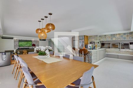 Casa à venda com 5 quartos, 469m² em Jardim Marajoara, São Paulo