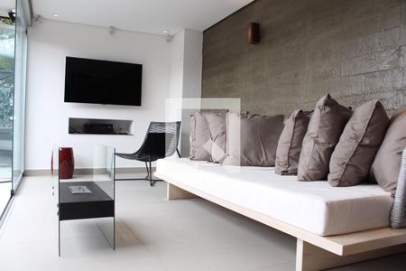 Casa à venda com 4 quartos, 400m² em Indianópolis, São Paulo