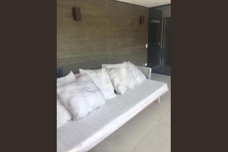 Casa à venda com 4 quartos, 400m² em Indianópolis, São Paulo