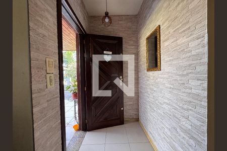 Hall de entrada de casa à venda com 3 quartos, 178m² em Campestre, São Leopoldo