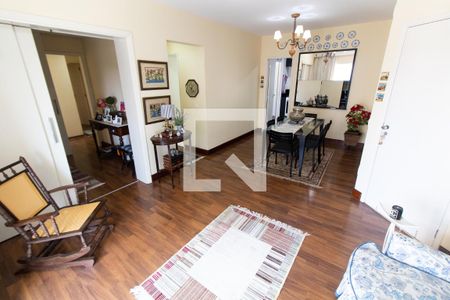 Sala de apartamento à venda com 2 quartos, 145m² em Cambuí, Campinas