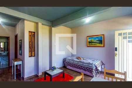 Sala de casa para alugar com 1 quarto, 40m² em Vila Nova, Porto Alegre