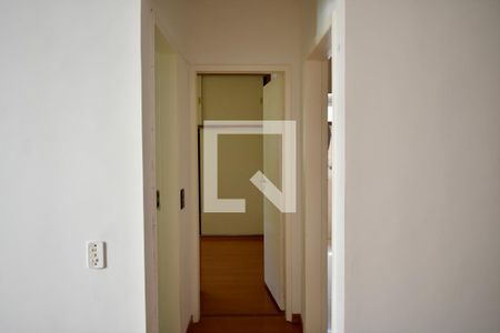 Corredor de apartamento à venda com 1 quarto, 50m² em Parque Imperial, São Paulo