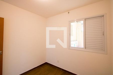 Quarto 2 de apartamento para alugar com 3 quartos, 80m² em Vila Alice, Santo André