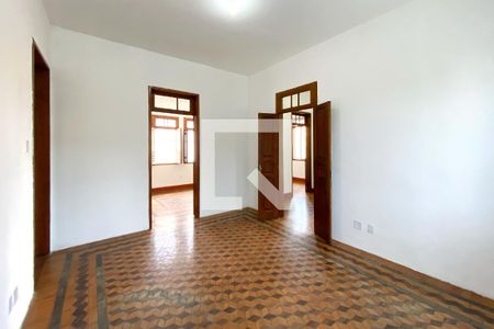 Sala  de casa à venda com 5 quartos, 300m² em Carlos Prates, Belo Horizonte