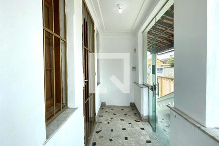 Varanda de casa à venda com 5 quartos, 300m² em Carlos Prates, Belo Horizonte