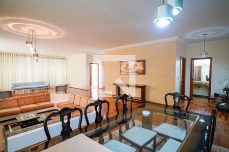 Casa à venda com 4 quartos, 463m² em Vila Assunção, Santo André