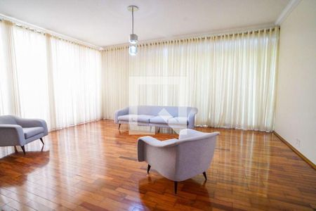 Casa à venda com 4 quartos, 463m² em Vila Assunção, Santo André