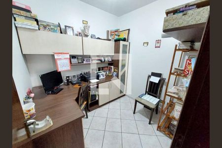 Casa à venda com 3 quartos, 235m² em Santa Maria, Santo André