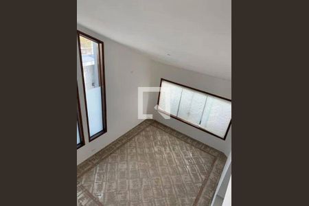 Casa à venda com 3 quartos, 428m² em Vila Scarpelli, Santo André