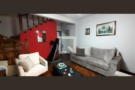 Casa à venda com 3 quartos, 150m² em Vila Curuçá, Santo André