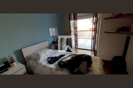 Casa à venda com 3 quartos, 150m² em Vila Curuçá, Santo André