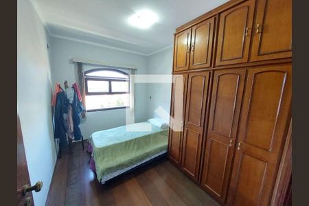 Casa à venda com 3 quartos, 212m² em Vila Alzira, Santo André
