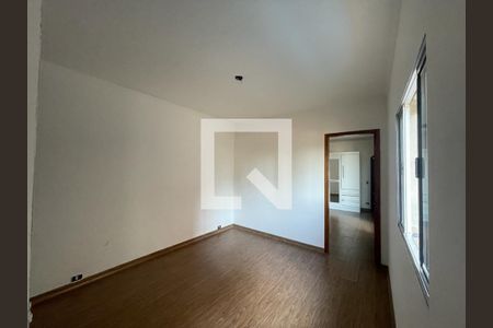 Casa à venda com 4 quartos, 512m² em Vila Boa Vista, Santo André