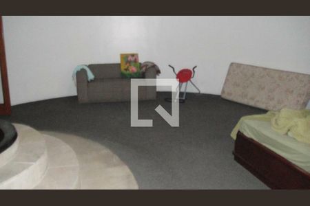 Casa à venda com 4 quartos, 500m² em Campestre, Santo André