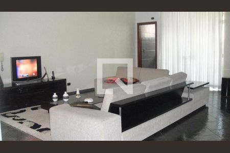 Casa à venda com 4 quartos, 500m² em Campestre, Santo André