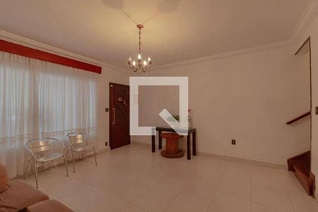 Casa à venda com 3 quartos, 161m² em Vila Gilda, Santo André
