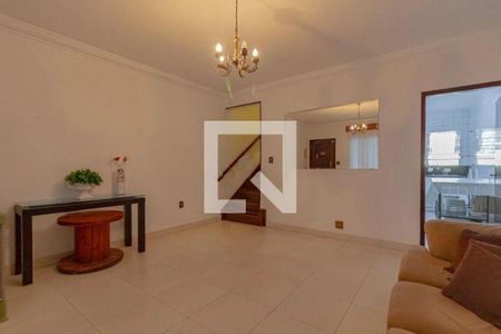 Casa à venda com 3 quartos, 161m² em Vila Gilda, Santo André