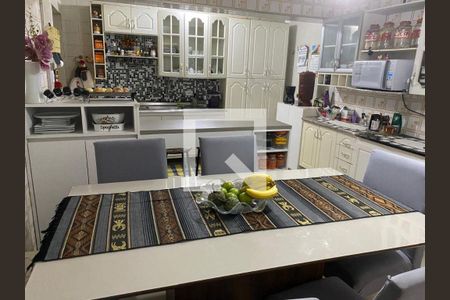 Casa à venda com 3 quartos, 145m² em Vila Bela Vista, Santo André