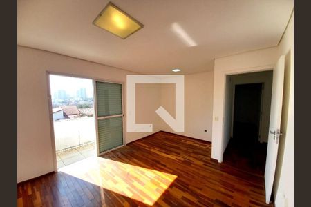 Casa à venda com 5 quartos, 333m² em Santa Maria, Santo André