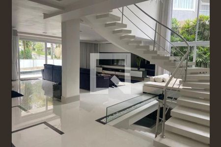 Casa à venda com 5 quartos, 580m² em Parque Terra Nova II, São Bernardo do Campo