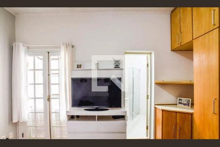 Casa à venda com 2 quartos, 214m² em Vila Assunção, Santo André