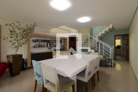 Casa à venda com 3 quartos, 229m² em Vila Scarpelli, Santo André