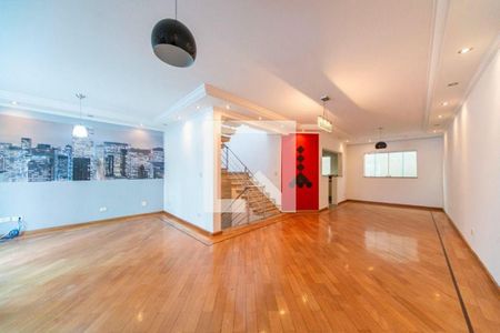 Casa à venda com 3 quartos, 227m² em Vila Boa Vista, Santo André